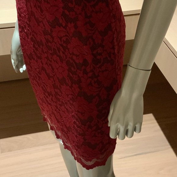 ABS Allen Schwartz Burgundy Lace Mini Dress - Picture 3 of 6